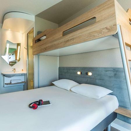 Ibis Budget Versailles トラップ エクステリア 写真